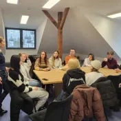 Týždeň vedy a techniky - návšteva študentov z Kolegiálneho gymnázia