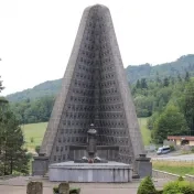 Múzeum lemkovskej kultúry, Karpatská drevená cesta, Svidnícky skanzen a festival