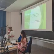 Laczkó Krisztina a 10. INTERKULTURÁLIS PRAGMATIKA (INPRA) című konferencián adott elő Pisában