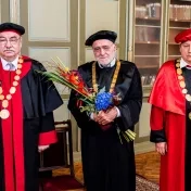 HONORIS CAUSA