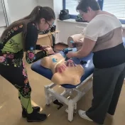 Baby masáž Shantala a Kineziotaping v pôrodníctve a gynekológii