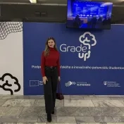 Mgr. Melnyk počas konferencie GradeUp (v roku 2025)