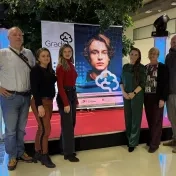 Dr. Vravec, Dr. Košíková, Mgr. Melnyk, doc. Jenčová, doc. Šofranková a Dr. Korečko počas konferencie GradeUp (v roku 2025)