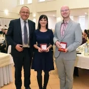 doc. Vašaničová počas udelenia Ceny dekana za publikačnú činnosť v spoločenských vedách za rok 2025 (v roku 2025)