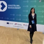 doc. Vašaničová počas konferencie Digitálna budúcnosť (v roku 2026)