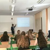 Prednáška „Global trends in the energy sector and energy transition - think globally, act locally“ (v roku 2026)