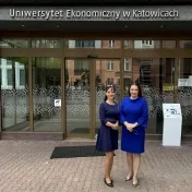 doc. Vašaničová a doc. Jenčová na Ekonomickej univerzite v Katoviciach (v roku 2026)