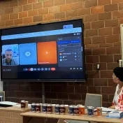 Prezentuje r.pr. dr Dominik Borek, SGH w Warszawie, Dyrektor Departamentu Turystyki Ministerstwa Sportu i Turystyki - Konferencia Współczesne wyzwania w administracji publicznej i biznesie (v roku 2026)
