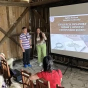 Dr. Letkovský a doc. Jenčová počas workshopu "Predikcia rozvoja a konkurencieschopnosti v cestovnom ruchu" na Hrade Šariš (v roku 2026)