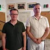 Dr. Vravec počas nahrávania rozhlasových relácií pre STVR - Regina Východ na témy z oblasti financií (v roku 2026)