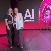 Dr. Košíková a doc. Jenčová počas konferencie AI Conference v Košiciach (v roku 2026)