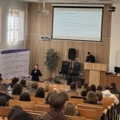 Prednáška odborníkov z praxe spoločnosti KPMG