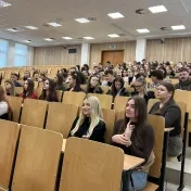 Prednáška odborníkov z praxe spoločnosti Accenture (v roku 2026)