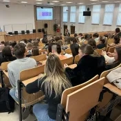 Prednáška odborníkov z praxe spoločnosti Accenture (v roku 2026)