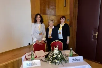 Dve významné ocenenia doputovali medzi zdravotníckych pedagógov Prešovskej univerzity