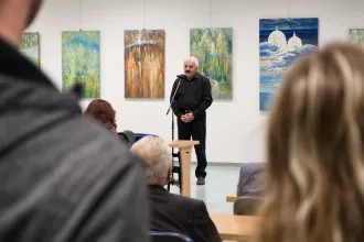 Výtvarník Bartko oslavuje svoje životné jubileum výstavou v Univerzitnej knižnici