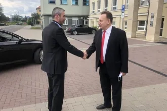 Štátny tajomník ministerstva školstva si na univerzite prezrel výskumnú infraštruktúru