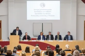 Prof. Kónya opätovne zvolený za rektora