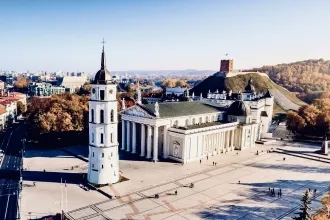 PRIHLÁS SA NA STÁŽ DO 30. APRÍLA!