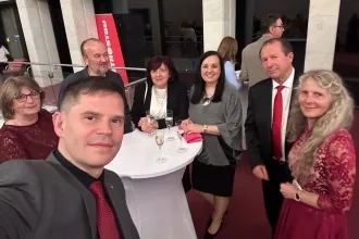 Rozvoj spolupráce FMEO s odbornou praxou, partnermi EPR a akademickými inštitúciami
