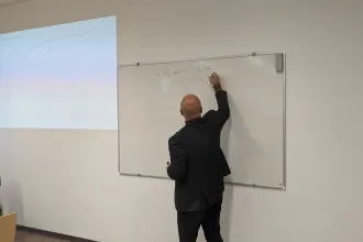 Kryptomena a podniky turizmu. Príležitosť, alebo .... ?