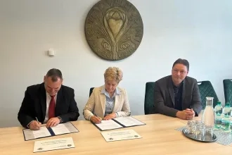 Memorandum o vzájomnej spolupráci medzi FZO PU v Prešove a Neurologische Praxis Dr. Pribula s. r. o. a Katedrou biomedicínskeho inžinierstva a merania TU KE
