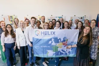 Q‑Helix 1